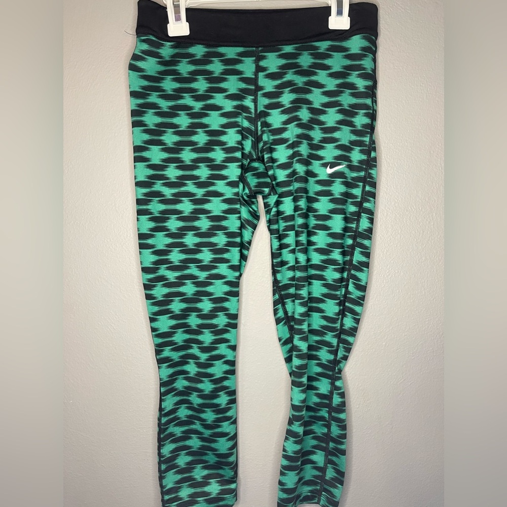 Nike Dri-Fit Capri Running Leggings
